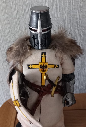 Teutonischer ritterhelm - teutonischer,