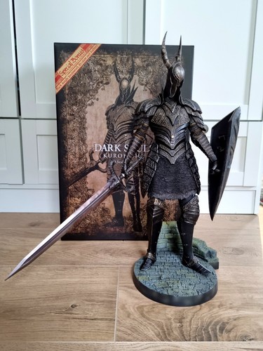Gecco dark souls - dark, black